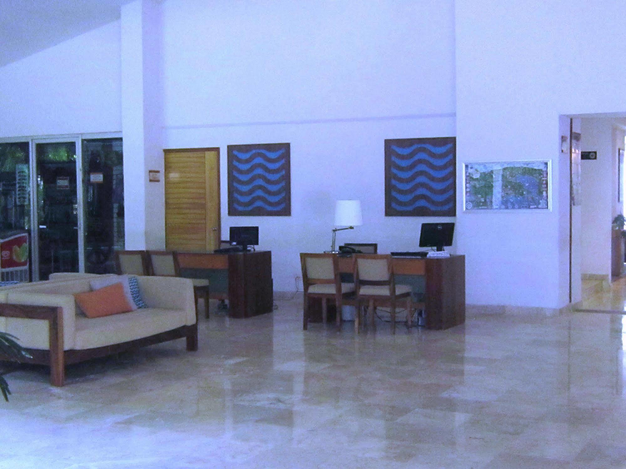 Gamma Plaza Ixtapa Hotel Икстапа Екстериор снимка